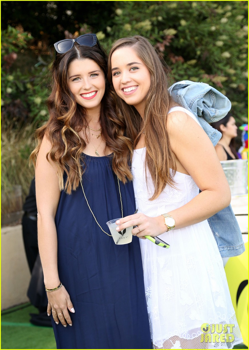 Photo: camilla belle chloe bennet just jared summer fiesta 15 | Photo