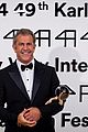 mel gibson crystal globe karlovy vary international film festival 10