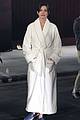 anne hathaway walks the streets of new york in a bathrobe 01