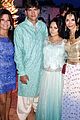ashton kutcher dons turban at indian wedding 12