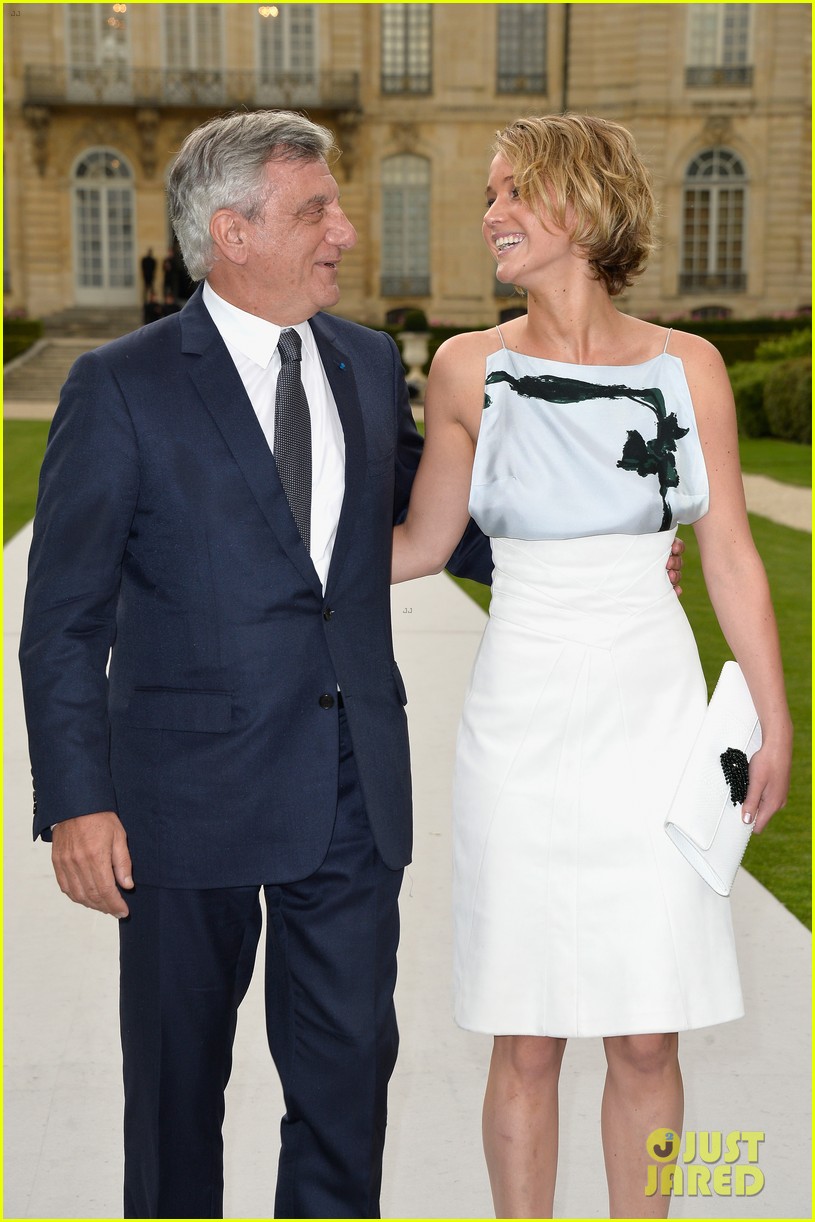 Jennifer Lawrence & Emma Watson Hit Up the Christian Dior Fashion Show