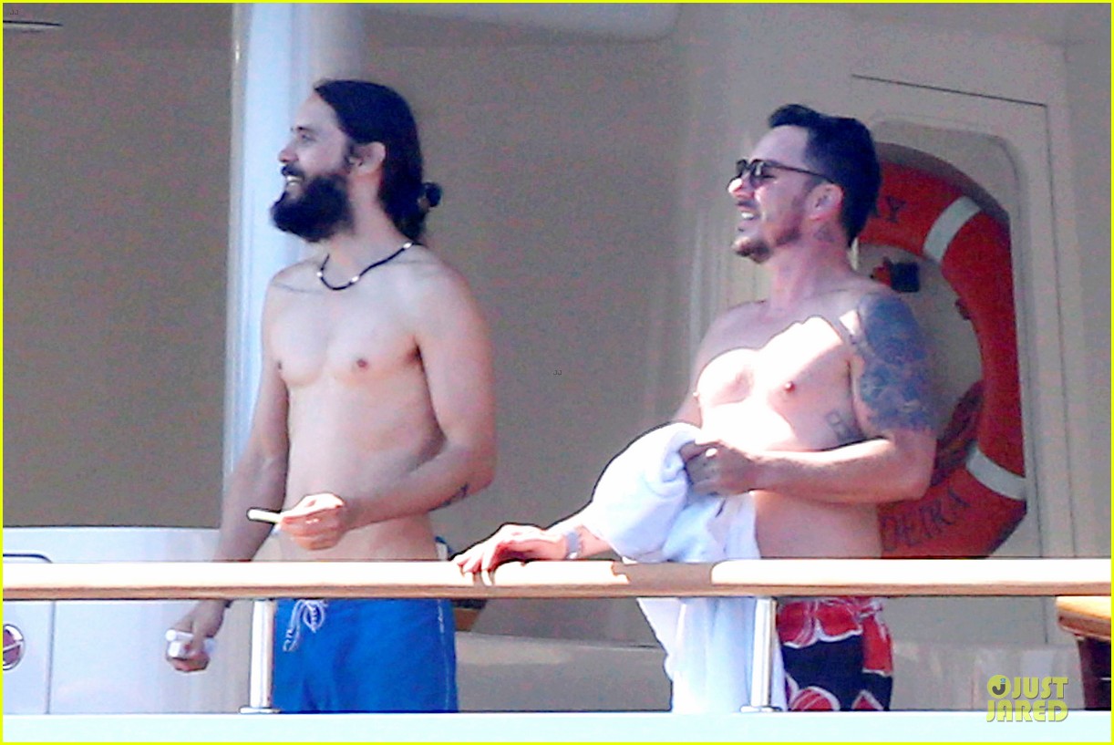 Jared Leto Makes A Big Splash By Going Shirtless in Italy! jared leto makes...