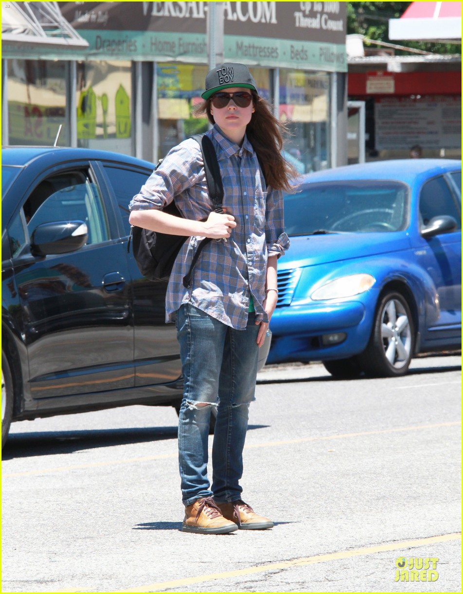 Ellen Page Can't Sleep After Seeing Insensitivity For Chicago Shooting