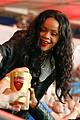 rihanna flashed the world cup crowd 04