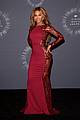 beyonce shows off four moonmen in vmas press room 07
