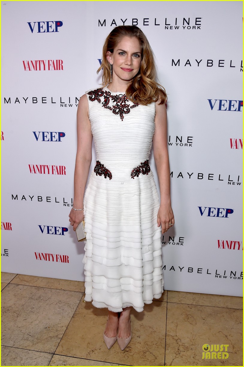 Julia LouisDreyfus Is Feeling Hot Pink After Completing Ice Bucket Challenge Photo 3181487