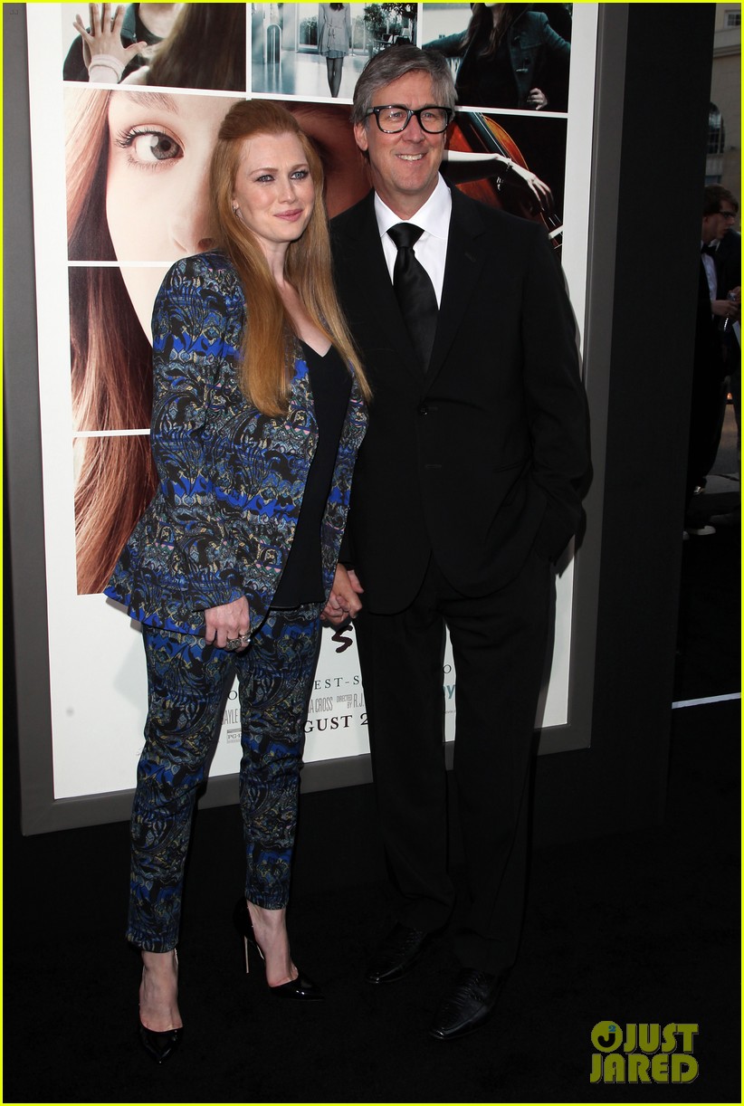 mireille enos debuts post baby body at if i stay premiere 083179941