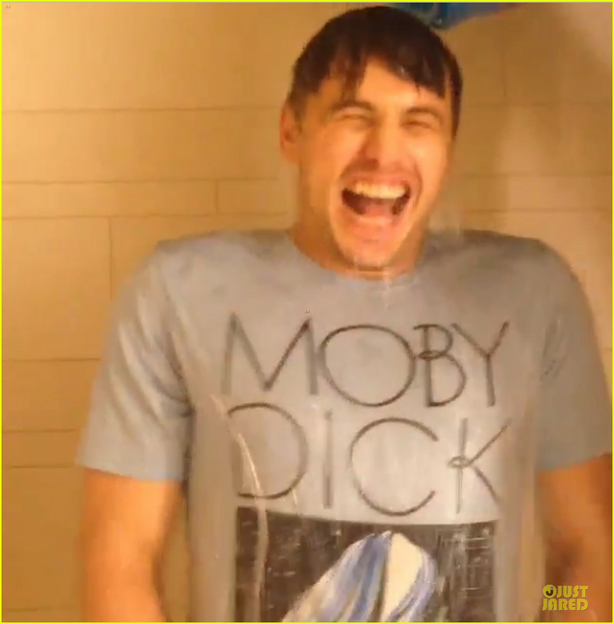 James Franco Goes Pantless During Ice Bucket Challenge Watch Now! Photo 3178949 Ashley