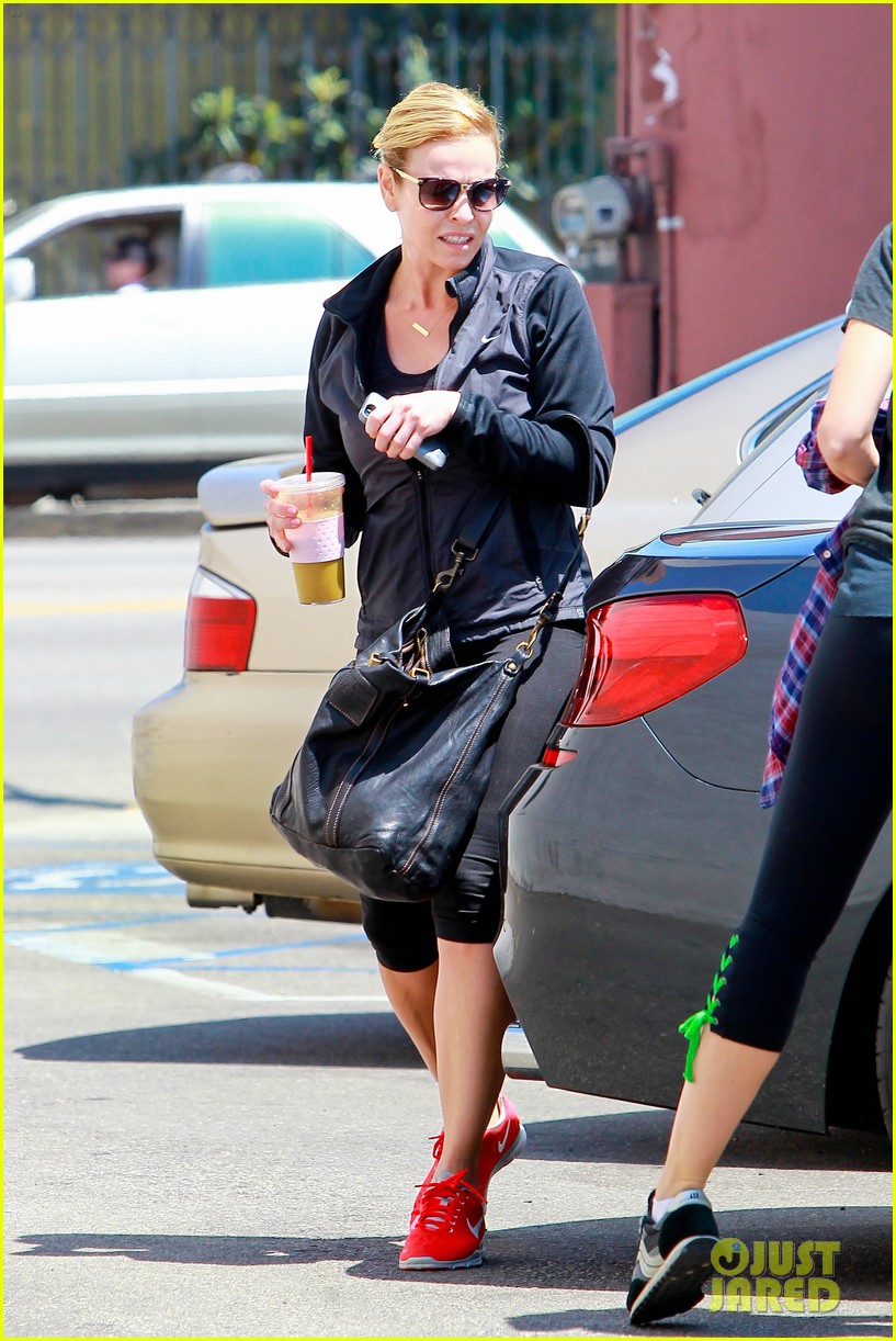 Chelsea Handler Hits the Gym with Her Happy Dog Chunk!: Photo 3168563 ...