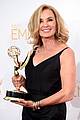 jessica lange brings her emmy to fox after party 07