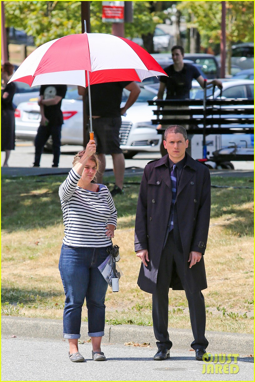 wentworth miller on the flash first set photos 103171977