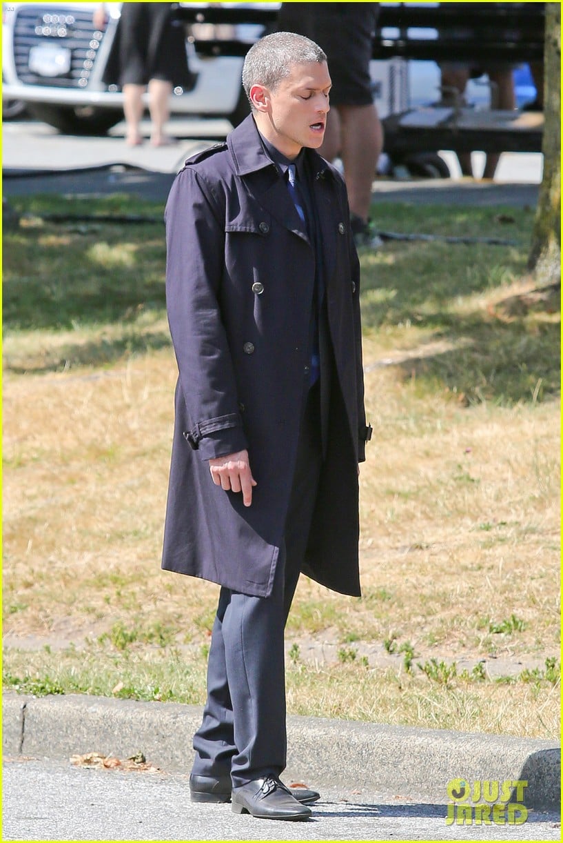 wentworth miller on the flash first set photos 133171980
