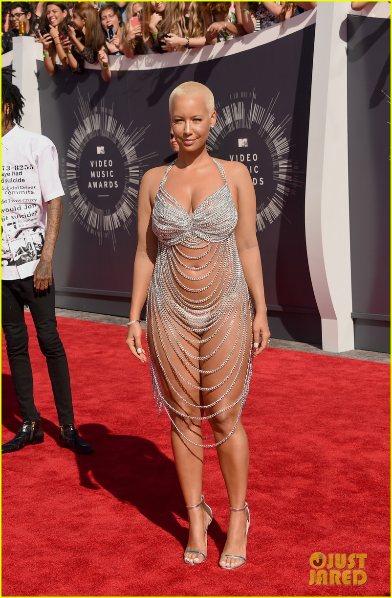Amber Rose Nude Gallery