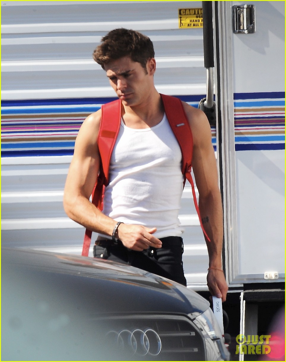 Zac Efron Thanks Fans For Helping Him Raise 165,000 For Make A Wish