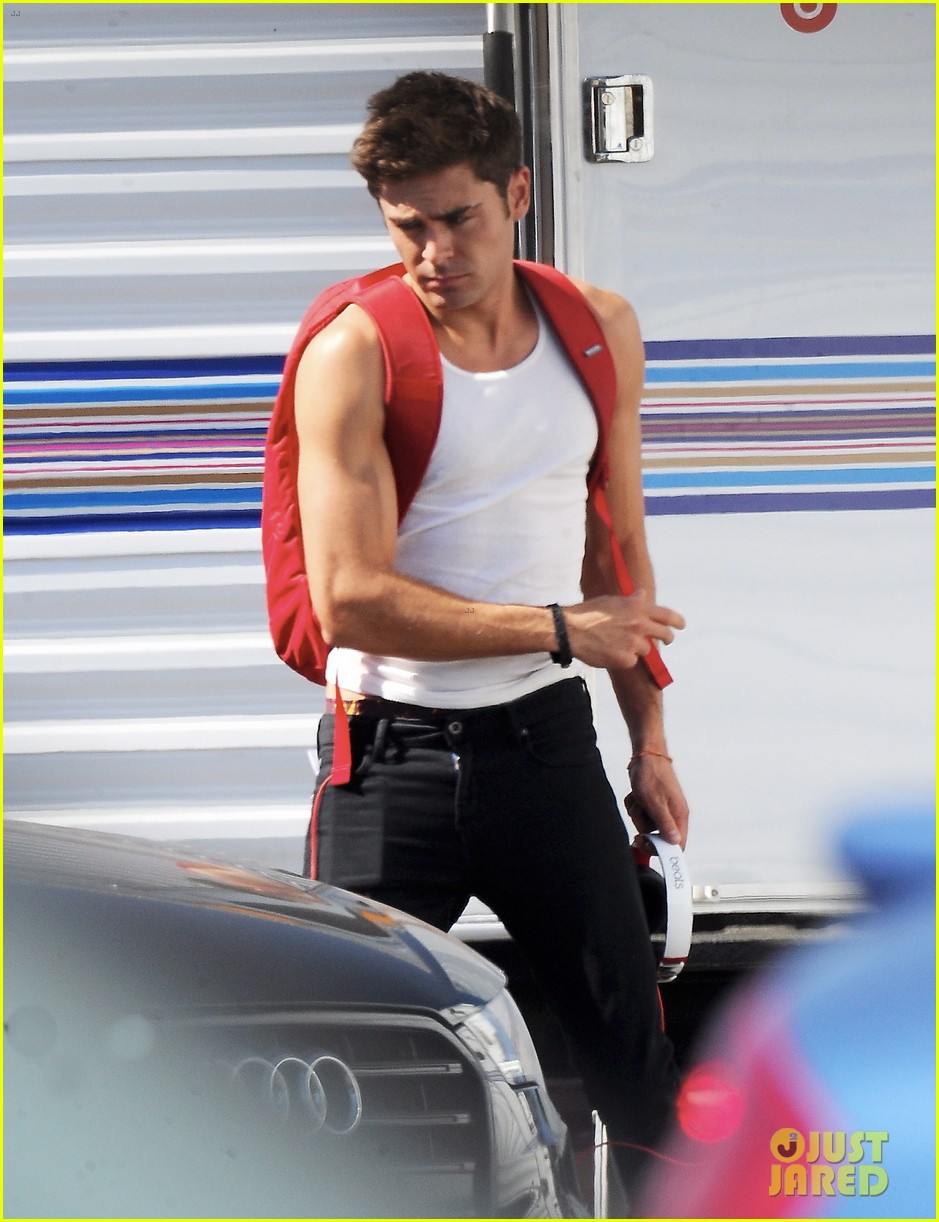 Zac Efron Thanks Fans For Helping Him Raise 165,000 For Make A Wish