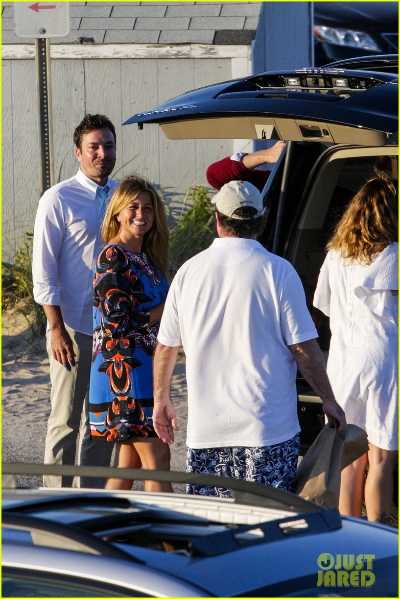 Drew Barrymore & Jimmy Fallon Hang in the Hamptons Over Labor Day