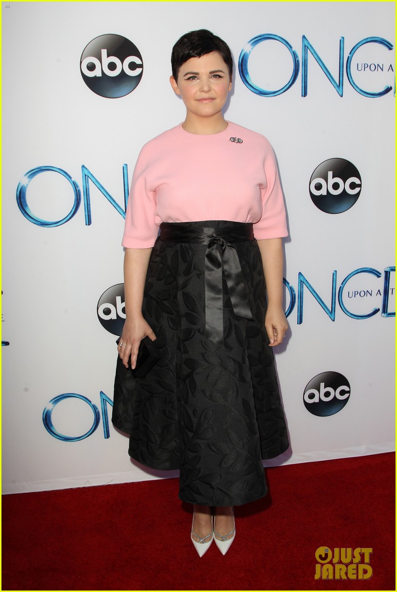 Ginnifer Goodwin & Josh Dallas Are The Cutest Couple at 'Once Upon A Time's Season Four Premiere