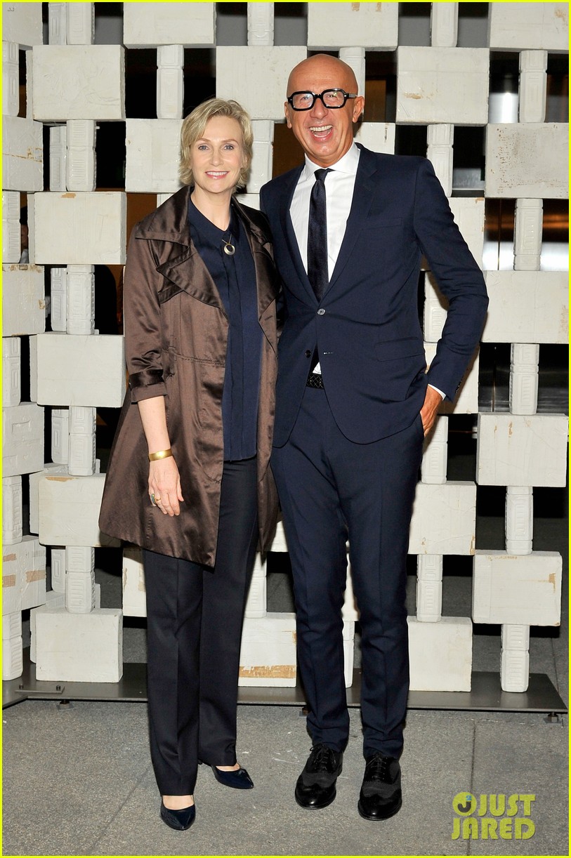 Ashley Olsen & Katherine Moennig Both Opt for Black at Hammer Museum's