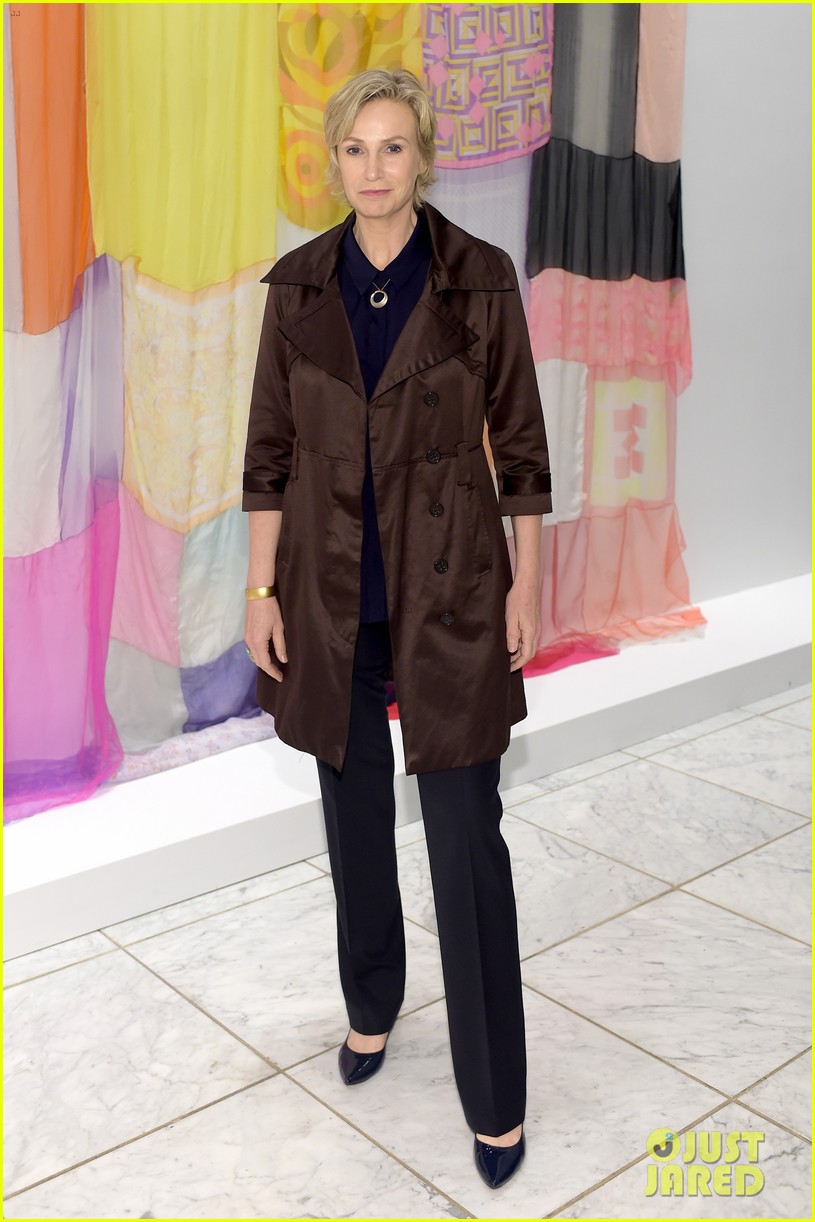 Ashley Olsen & Katherine Moennig Both Opt for Black at Hammer Museum's