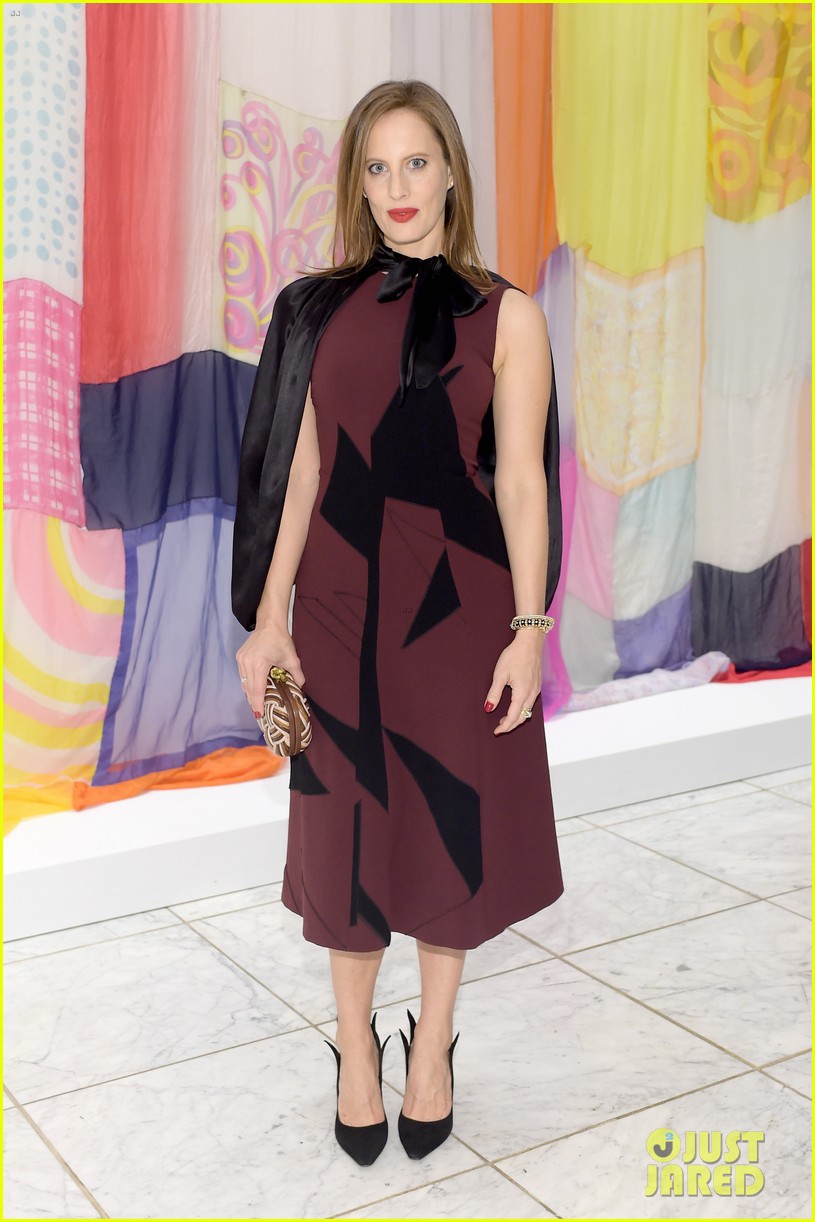 Orlando Bloom & Rashida Jones Watch Sia Perform at Hammer Museum Gala