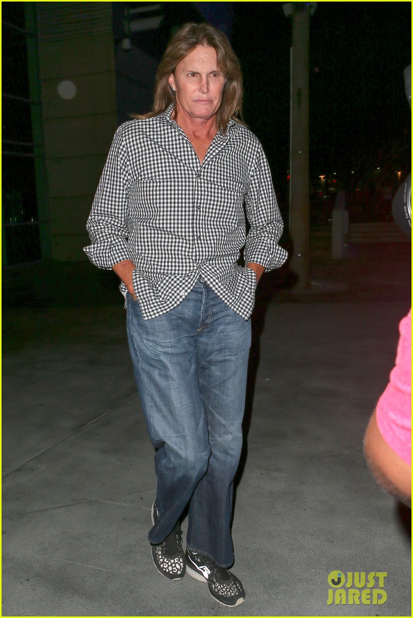 Bruce Jenner Lets His Long Hair Down & Still Wears Wedding Ring: Photo