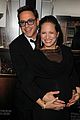 robert downey jr holds wife susans baby bump 19