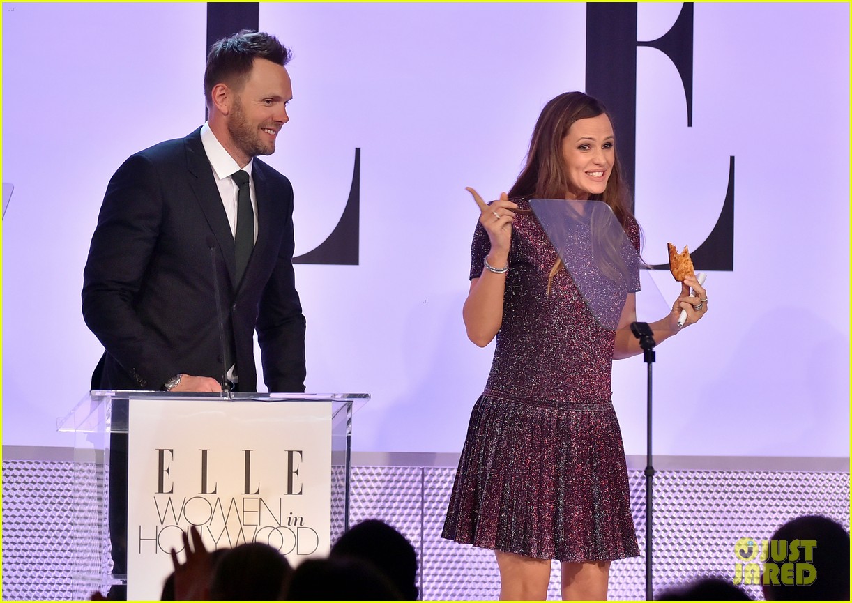 Jennifer Garner Says In Interviews She's Asked About Work/Home Balance  While Husband Ben Affleck Gets Asked About His Co-Star's Tits | Grazia