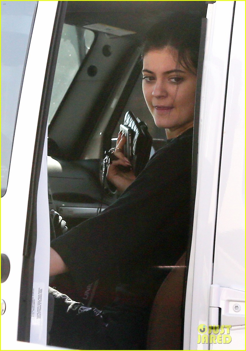 Kendall Jenner Tags Along for Kim Kardashian & Kanye West's 'Gone Girl