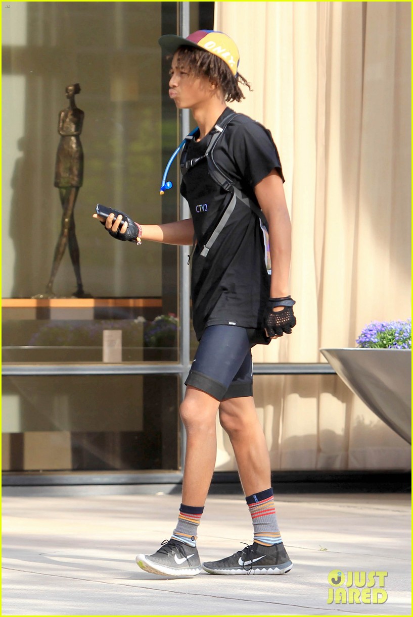 Kendall & Kylie Jenner Feel Honored Being Part of Time&rsquo;s Most