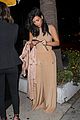 kim kardashian beige venice beach dinner 23