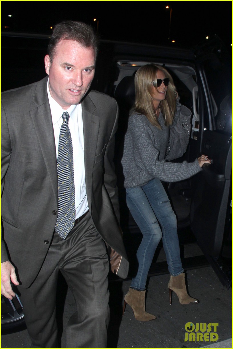 Heidi Klum Gets Her Hair Touched Up Before Flying Out of L.A. Photo