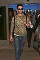 adam levine sweater lax cozy 09