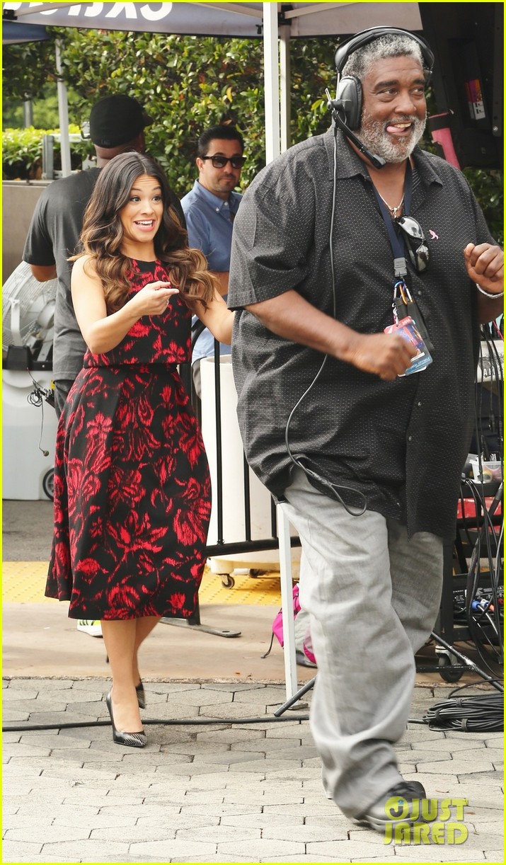 Gina Rodriguez Was 'Praying & Waiting' For 'Jane The Virgin' Role