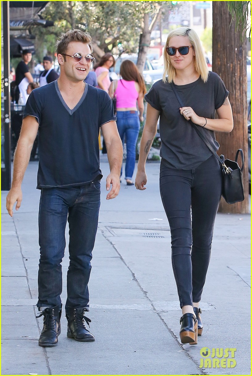 Rumer Willis Was Blown Away By Sis Tallulah's Strength Photo 3228859