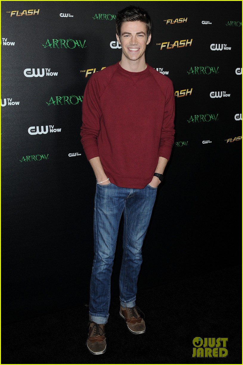 Photo stephen robbie amell flash arrow cast screening 03 Photo 3249102 Just Jared