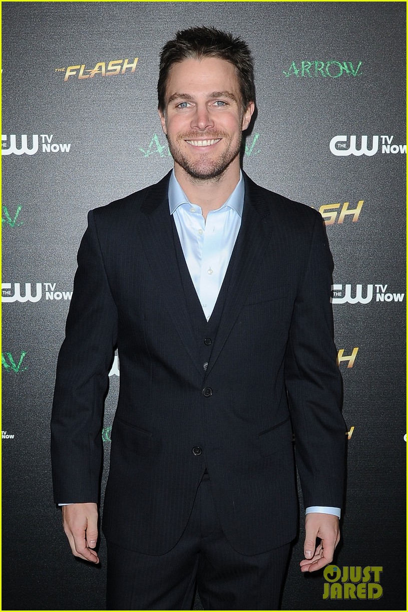 Photo stephen robbie amell flash arrow cast screening 16 Photo 3249115 Just Jared