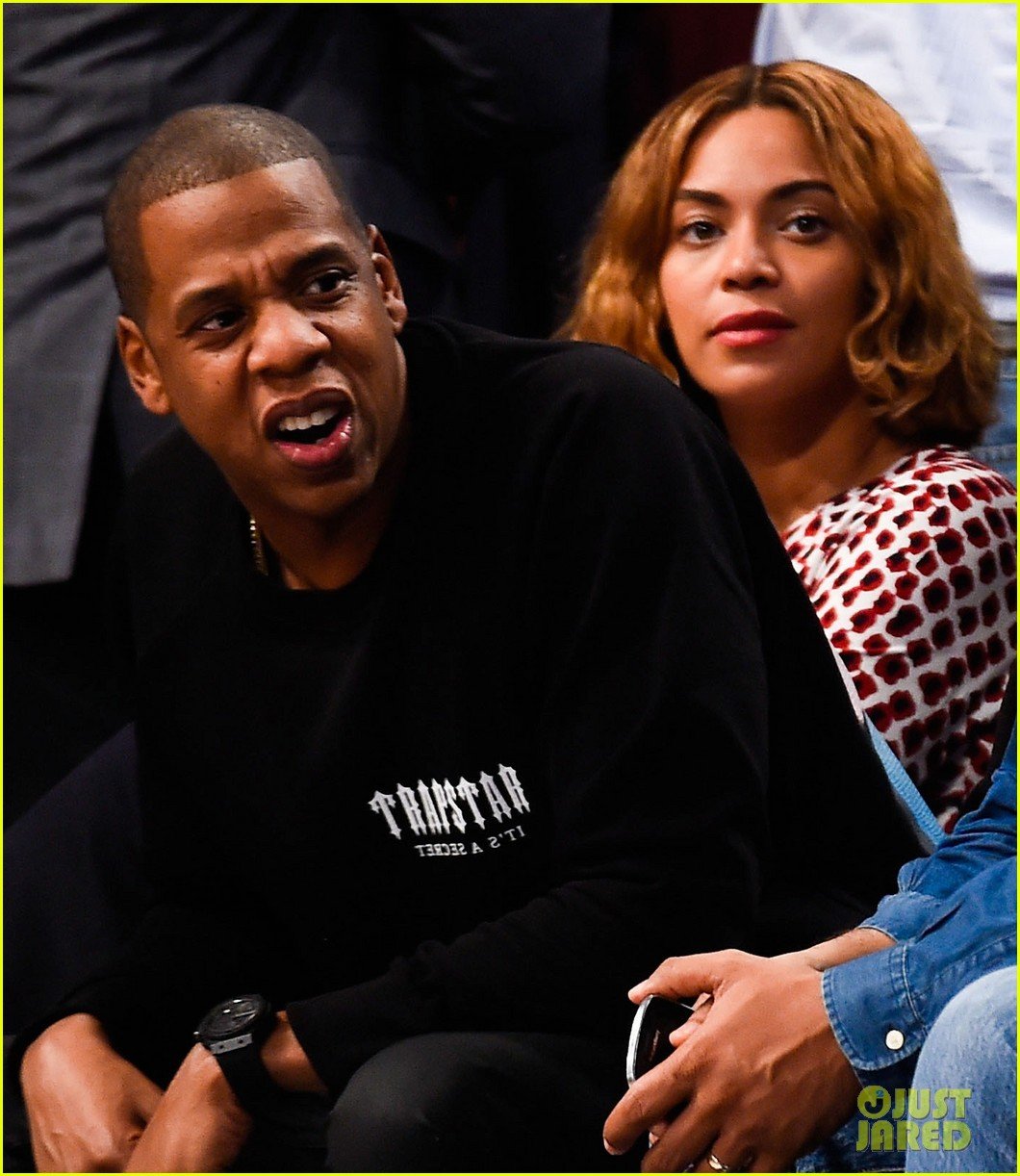 Beyonce's Short Bob Takes Spotlight at Brooklyn Nets Game Photo