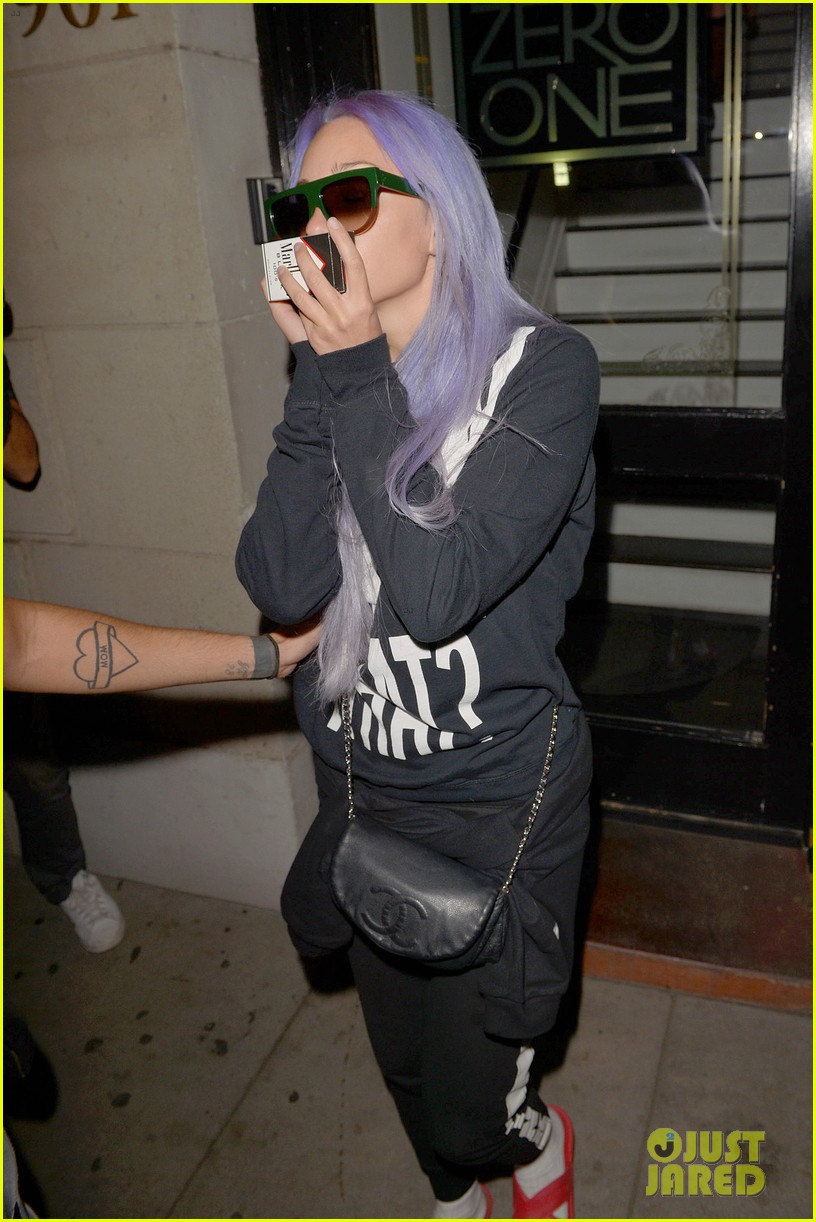 Amanda Bynes Dyes Her Hair Purple, Shares Photo of New Look Photo