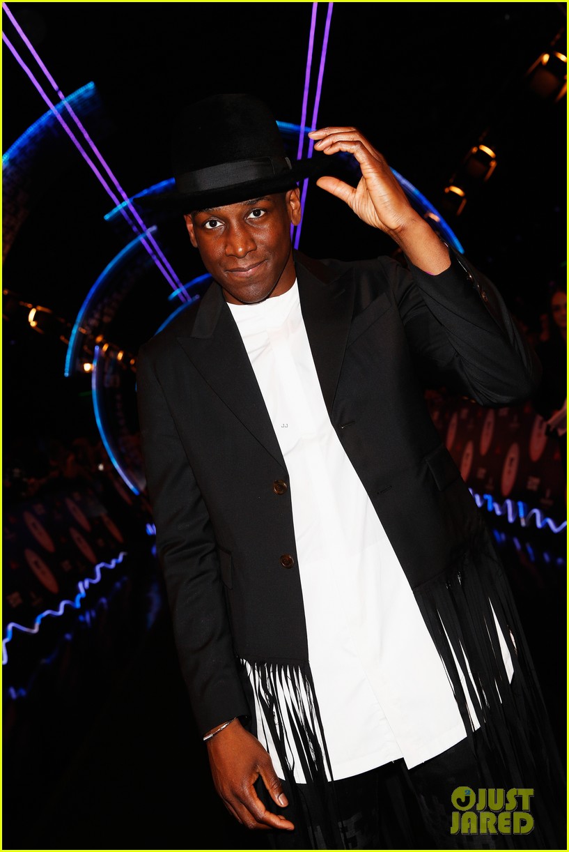 Jourdan Dunn & Labrinth See Beneath Your Beautiful at MTV EMAs 2014 Photo 3238471 Photos Jourdan Dunn & Labrinth See Beneath Your Beautiful at MTV EMAs 2014 Photo 3238471 Photos