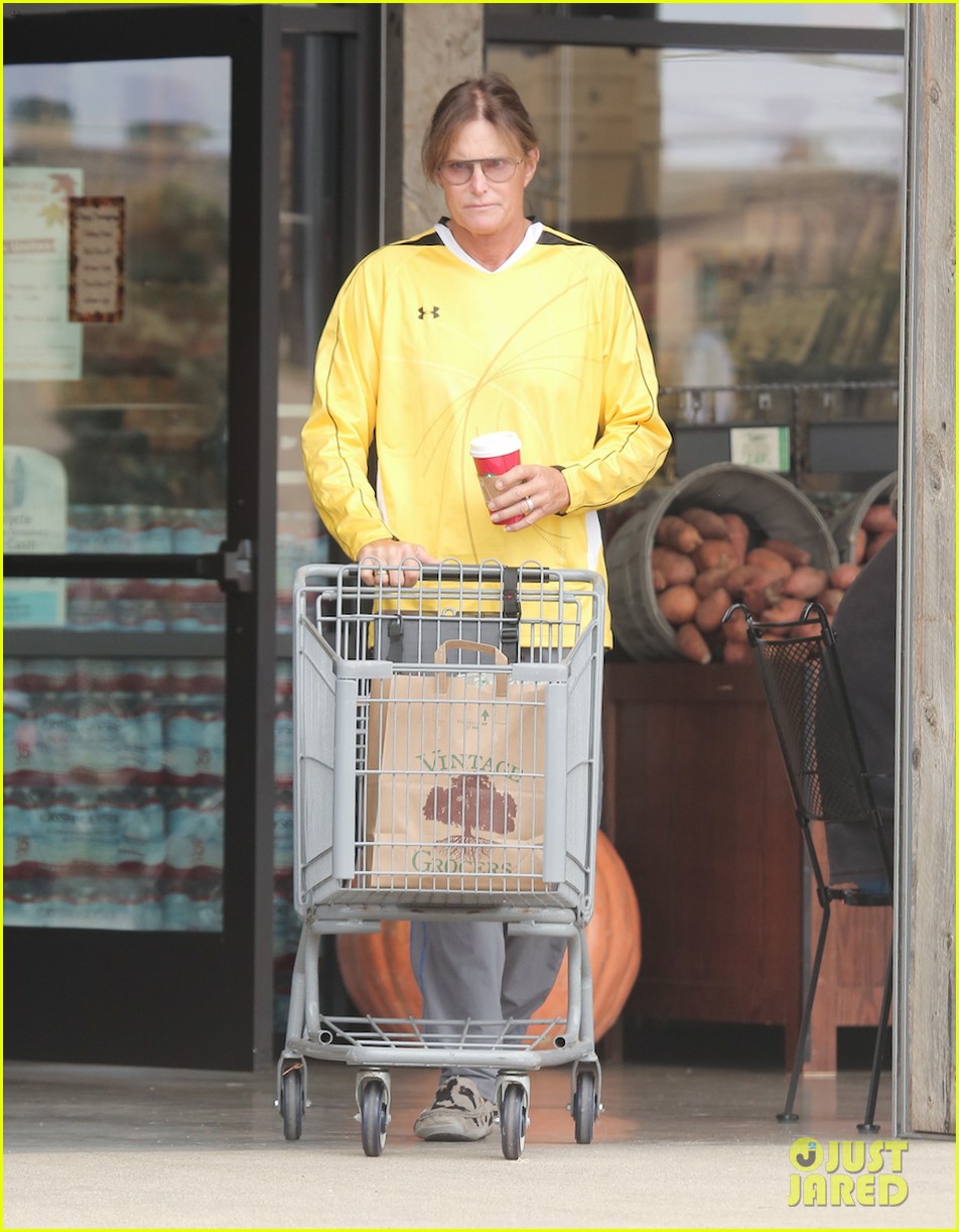 Bruce Jenner&rsquo;s Mom Calls Kris Jenner a &lsquo;Controlling Monster&rsquo; in