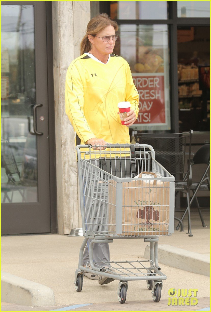 Bruce Jenner&rsquo;s Mom Calls Kris Jenner a &lsquo;Controlling Monster&rsquo; in