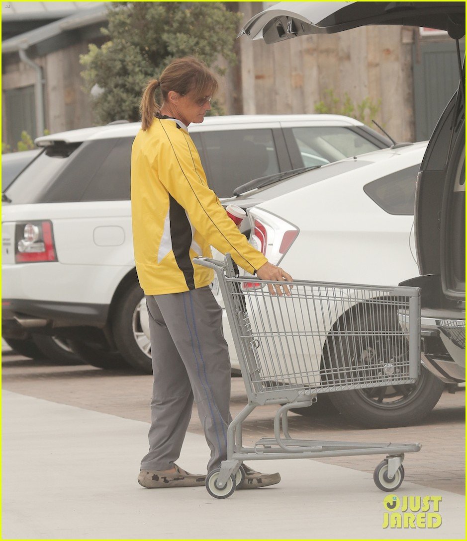 Bruce Jenner&rsquo;s Mom Calls Kris Jenner a &lsquo;Controlling Monster&rsquo; in