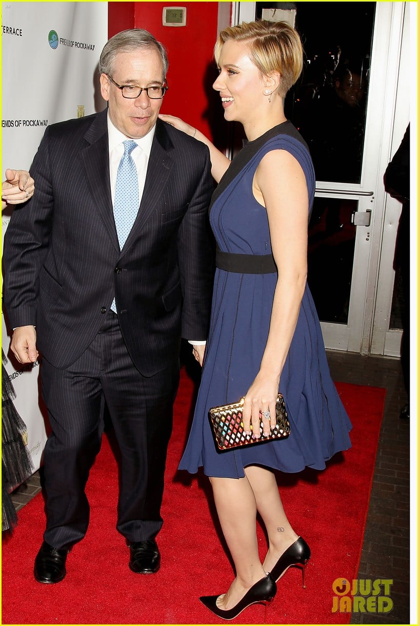 Scarlett Johansson & Her Twin Brother Hunter Walk the Red Carpet