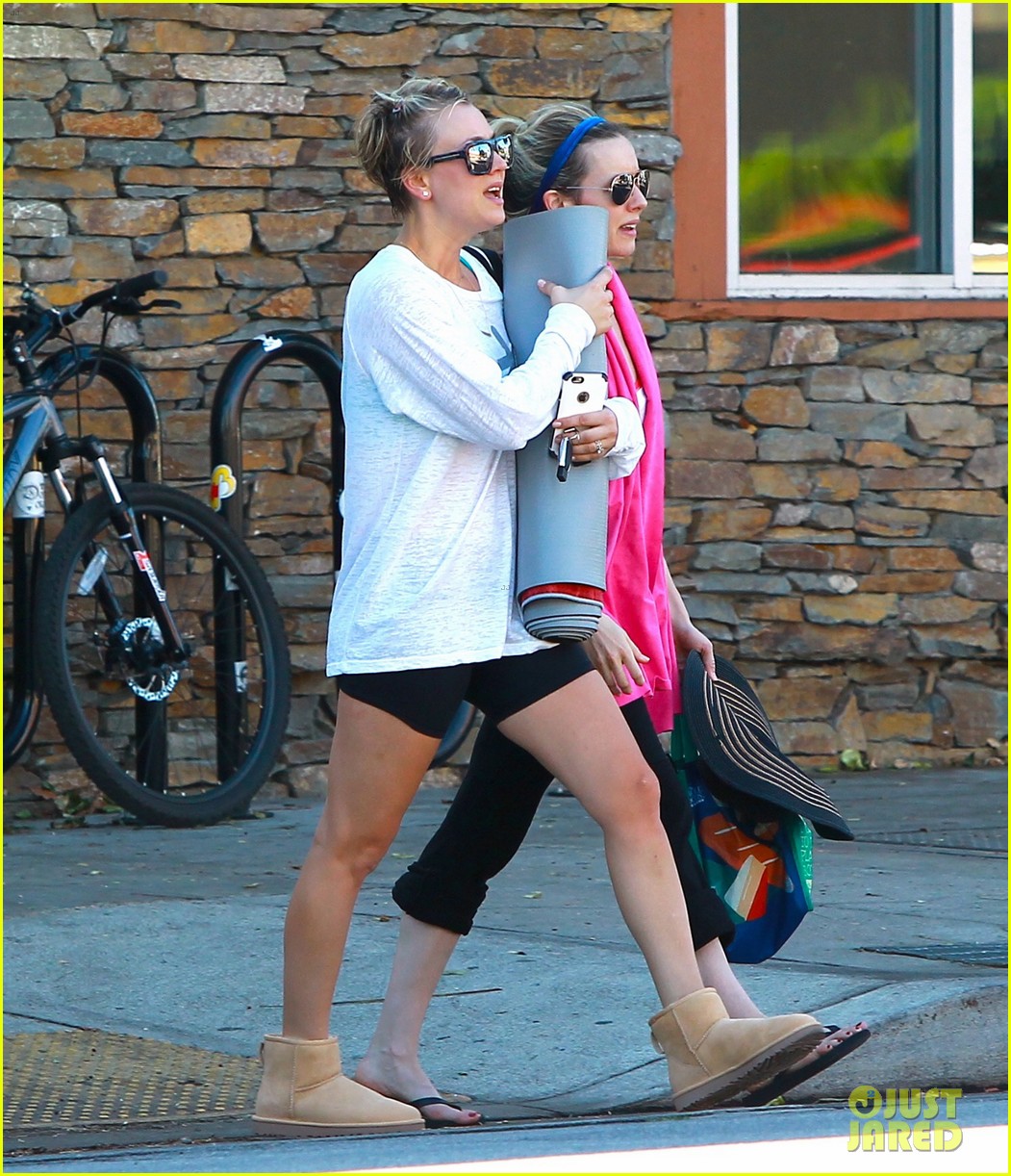 Kaley Cuoco's Dog Norman Changed Her Life! Photo 3240128 Kaley Cuoco