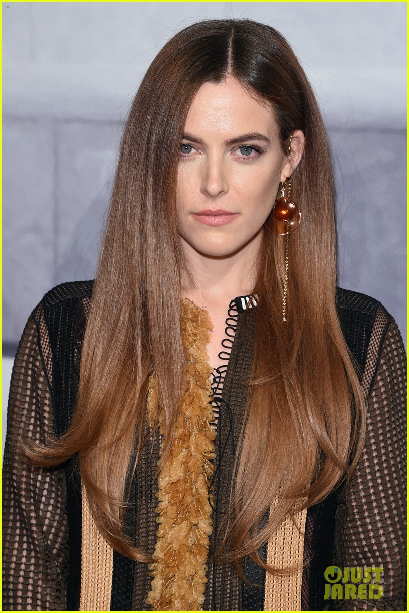 Riley Keough & Hilary Rhoda Get Glam for the Whitney Gala & Studio