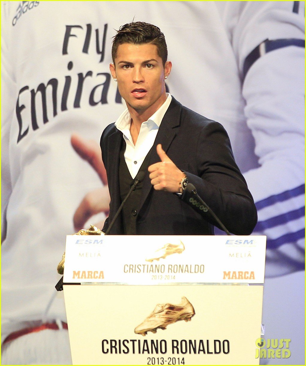 how many times ronaldo won golden boot