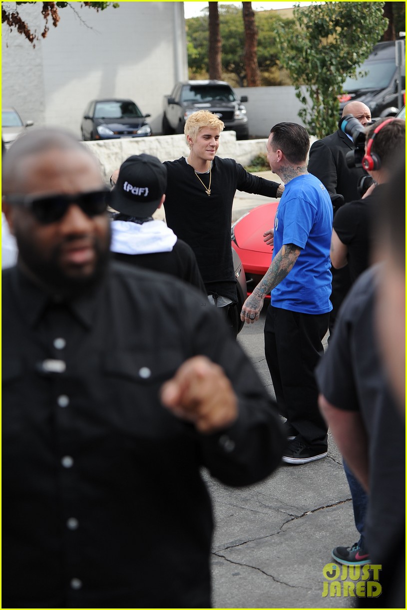 Justin Bieber Brings Back His Bleached Blonde 'Eminem' Hair Photo