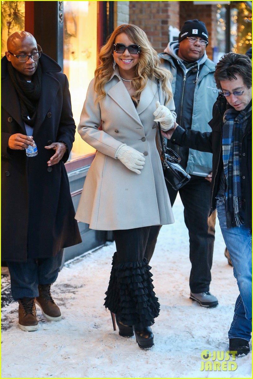 Mariah Carey Indulges in Louis Vuitton Shopping Spree in Aspen Photo