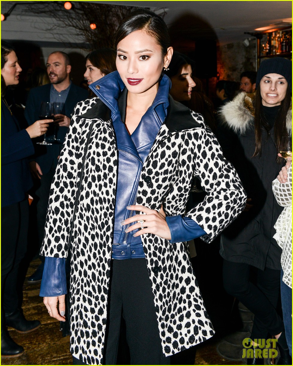 Jamie Chung & Jennifer Morrison Meeting Up is the Best Reunion Ever For