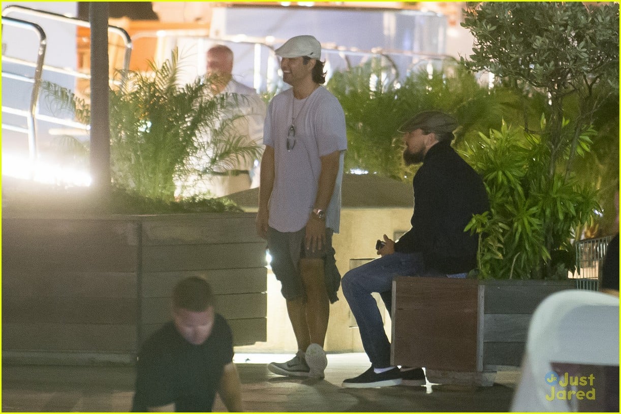 Leonardo DiCaprio Is Spending New Year's in St. Barts Photo 3270271
